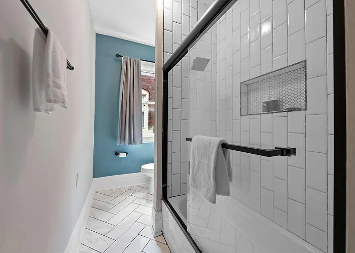 Merion Village Residences * Columbus